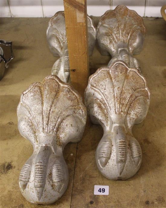 4 iron bath feet